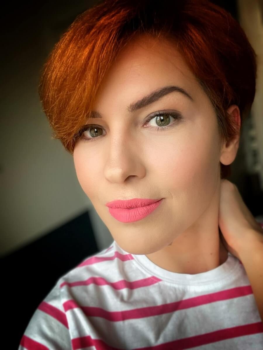 EL20-pink-fire-lipstick