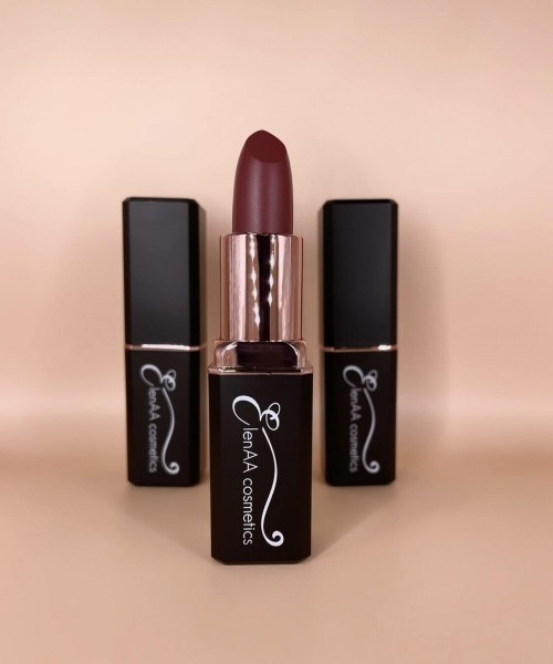 EM10-drama-lipstick1