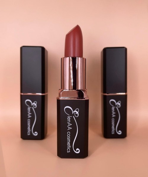 EM12-coffee-cream-lipstick9